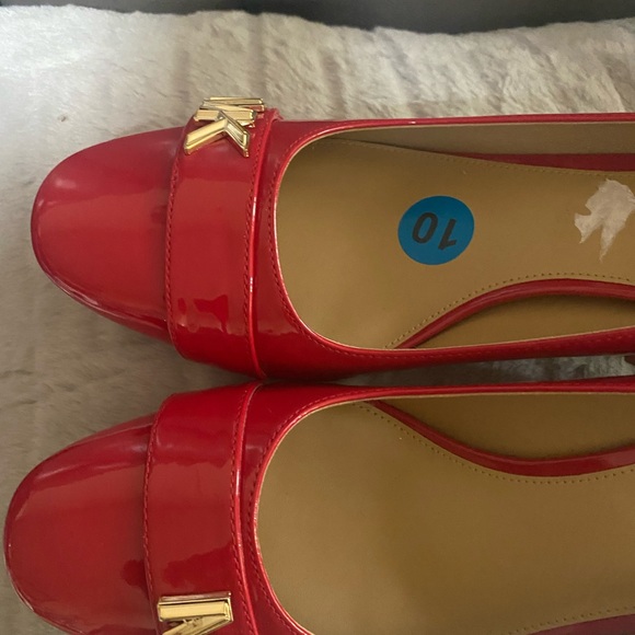 Michael Kors Patent leather shoes - Picture 7 of 11